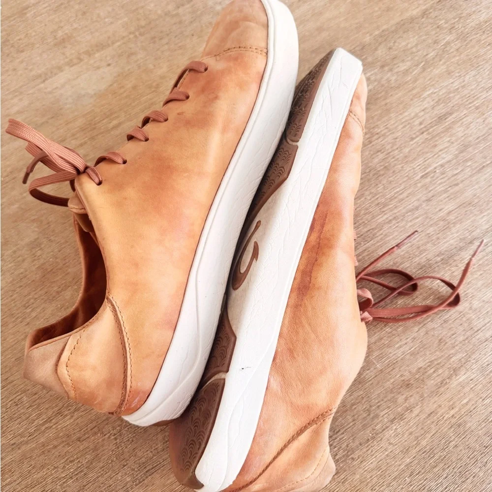 Olukai Lae'ahi Lī 'Ili Men's Low-Top Leather Sneakers in Tan size 12
